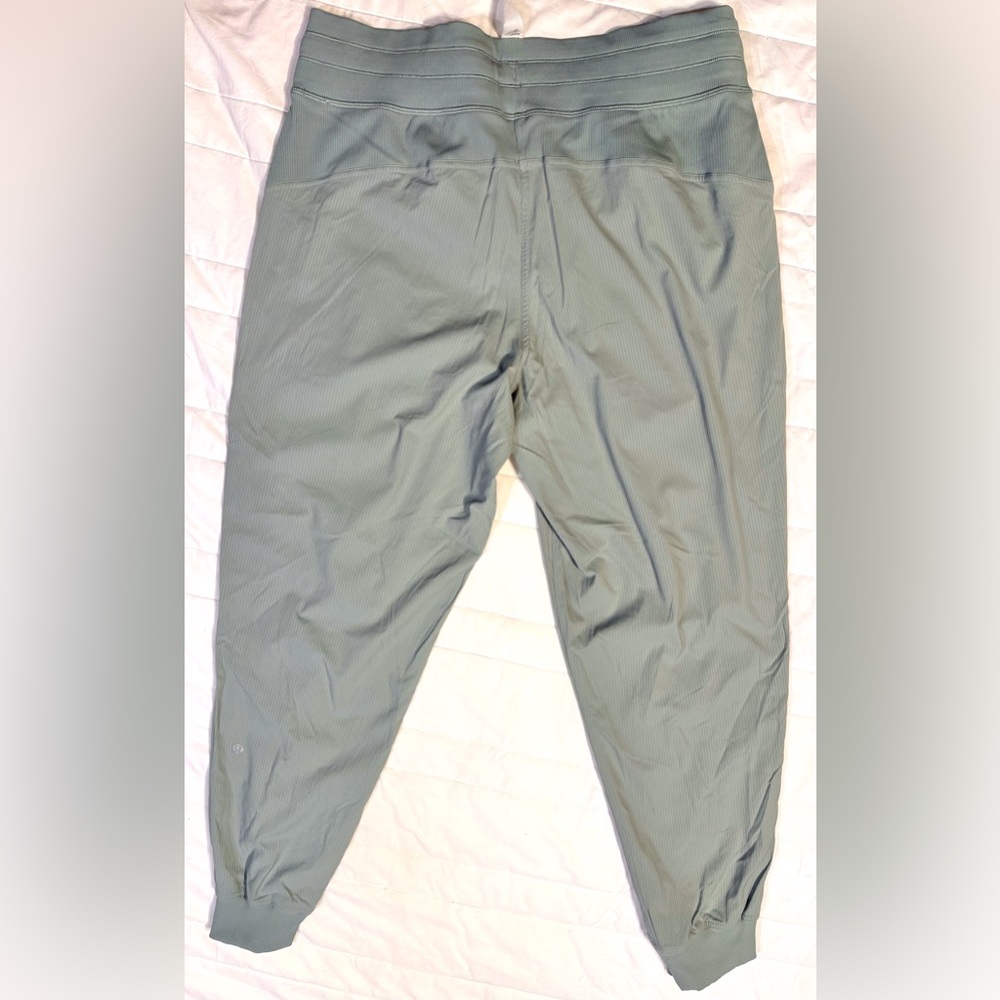 LULULEMON Green Track Pants - Picture 2 of 8